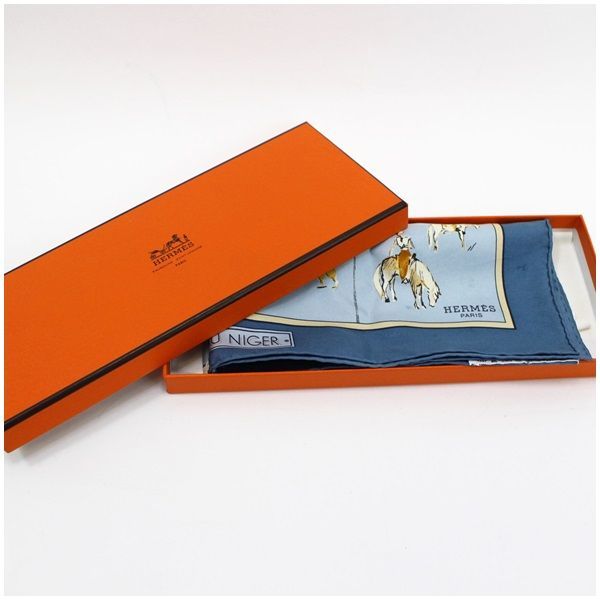 【王道✨】エルメス スカーフ ニジェールへの旅 カレ45 VOYAGE シルク 楽天市場】極美品 HERMES エルメス カレ45 VOYAGE AU NIGER