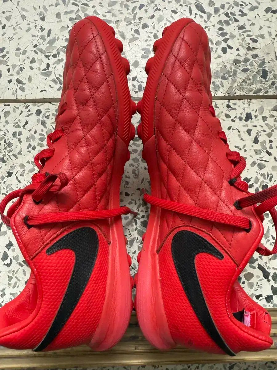 NIKE(ナイキ) ティエンポ レジェンド 7 プロ R10 ロナウジーニョ