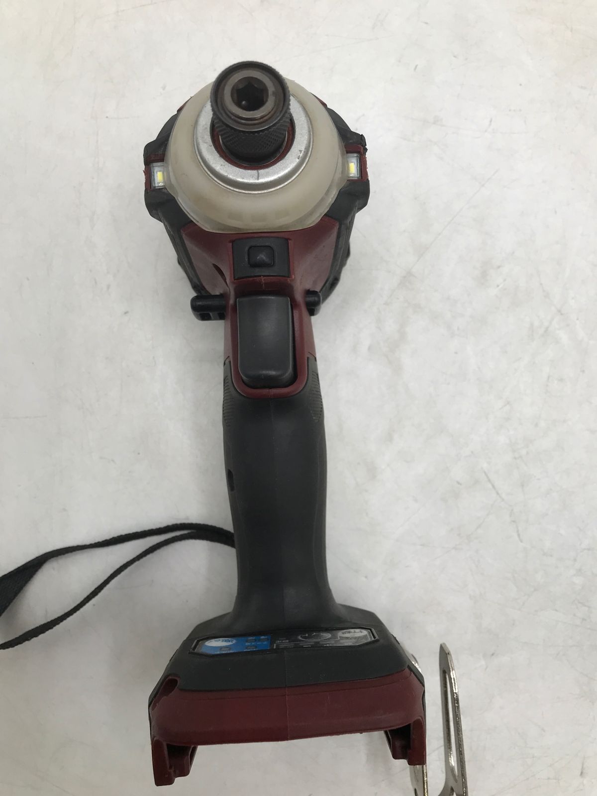 18v充電式インパクトドライバー TD171DZAR