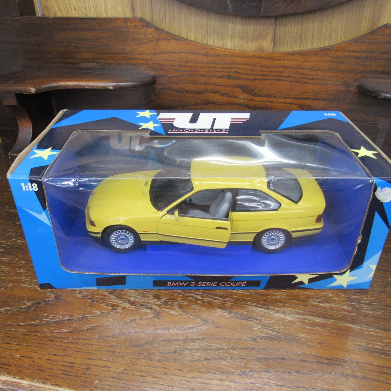 UT models 1/18 BMW 328i UTモデル シルバー モデルカー UT models 1/18 BMW 328i UTモデル シルバー モデルカー