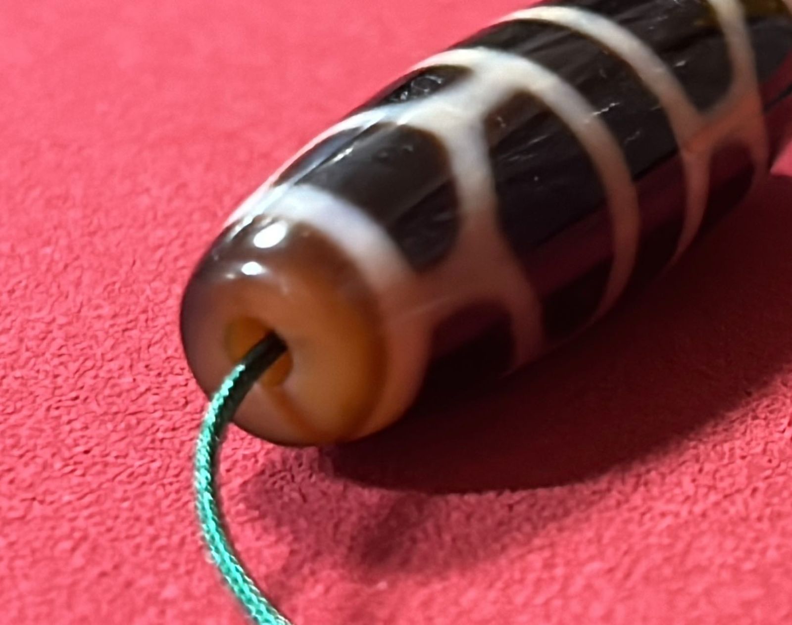 亀甲長寿天珠 朱砂入り天珠／チベット 天珠 dZi ジービーズ 西蔵 dZi beads