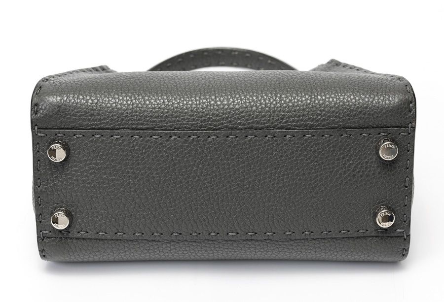 フェンディ / FENDI ピーカブー スモール セレリア 8BN244 Q0J F0N9A
