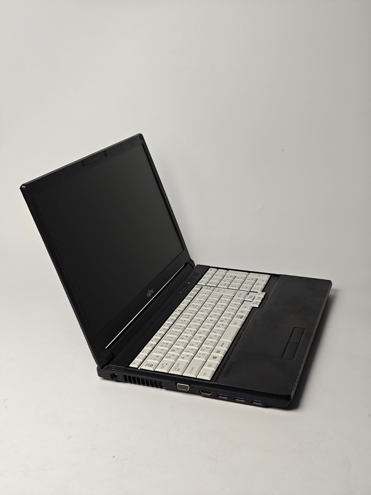 A103_8 【中古】FUJITSU Lifebook A576/TX ノート PC - メルカリ