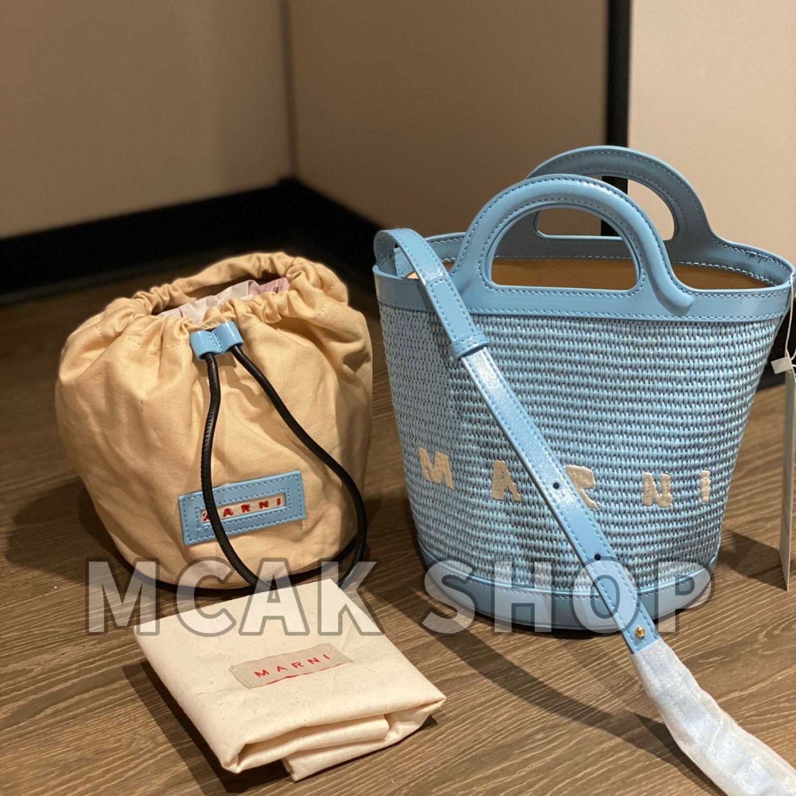 美品 MARNI TROPICALIA BUCKET BAG マルニ トロピカリア ファッション レディース バッグ ハンドバッグ ショルダーバッグ  かごバッグ バケットバッグ ミニカゴショルダーバック ブルー 2way