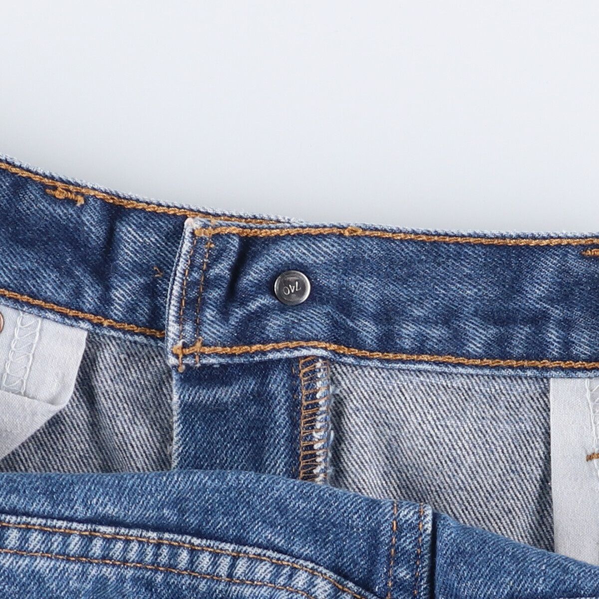 リーバイス Levi