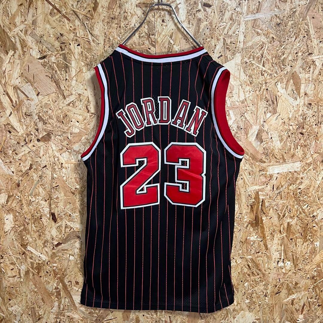 普遍的な マイケル ジョーダン シカゴブルズミッチェル＆ネス ユニフォームシャツ