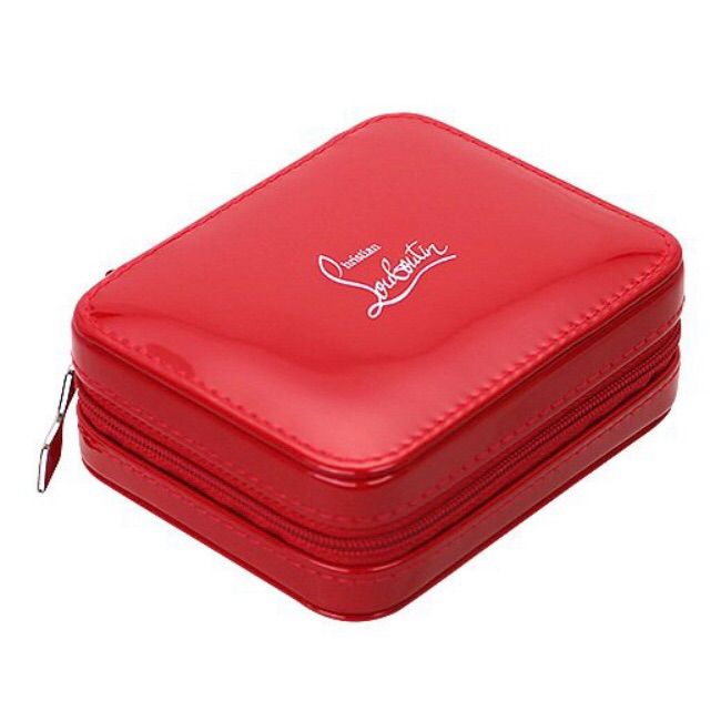 クリスチャンルブタン レッドコスメポーチ