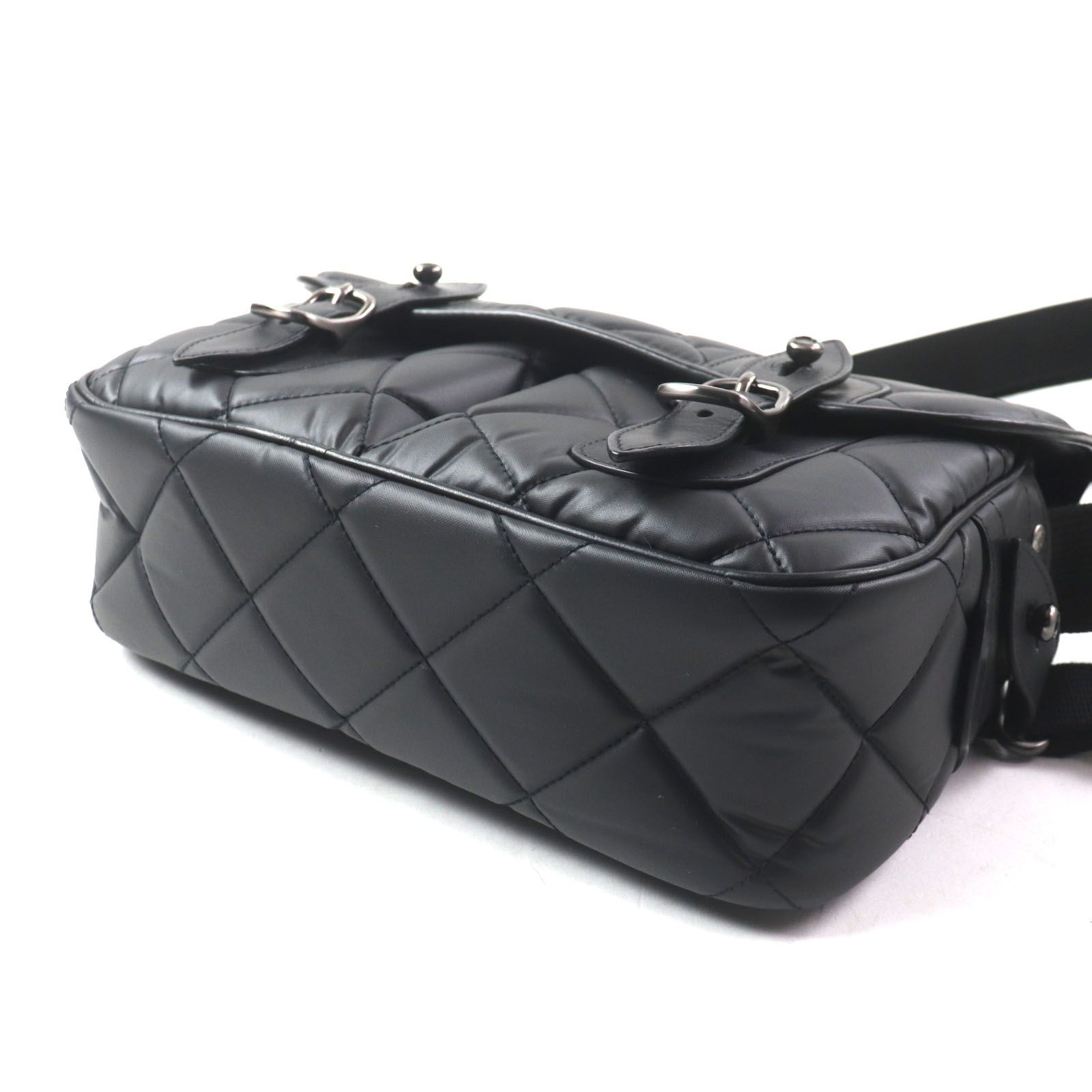 美品 イタリア製 HUNTING WORLD ハンティングワールド 牛革レザー × キャンバス ショルダーバッグ メッセンジャー ロゴ総柄 ブラック 黒 美品Hunting World ハンティングワールド バチュークロス×レザー 2way