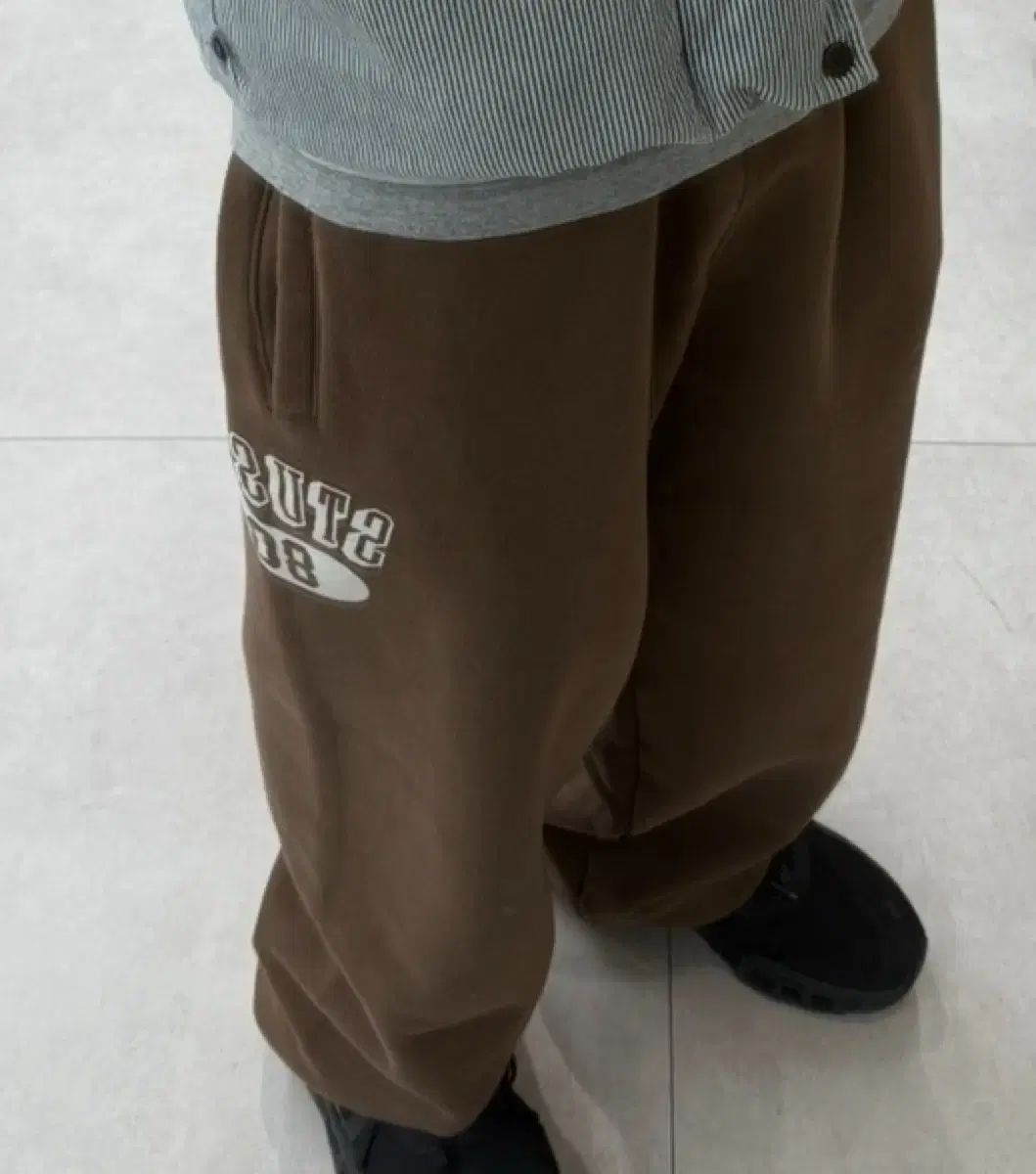 STUSSY ステューシー ジョガーパンツ 茶色 XL