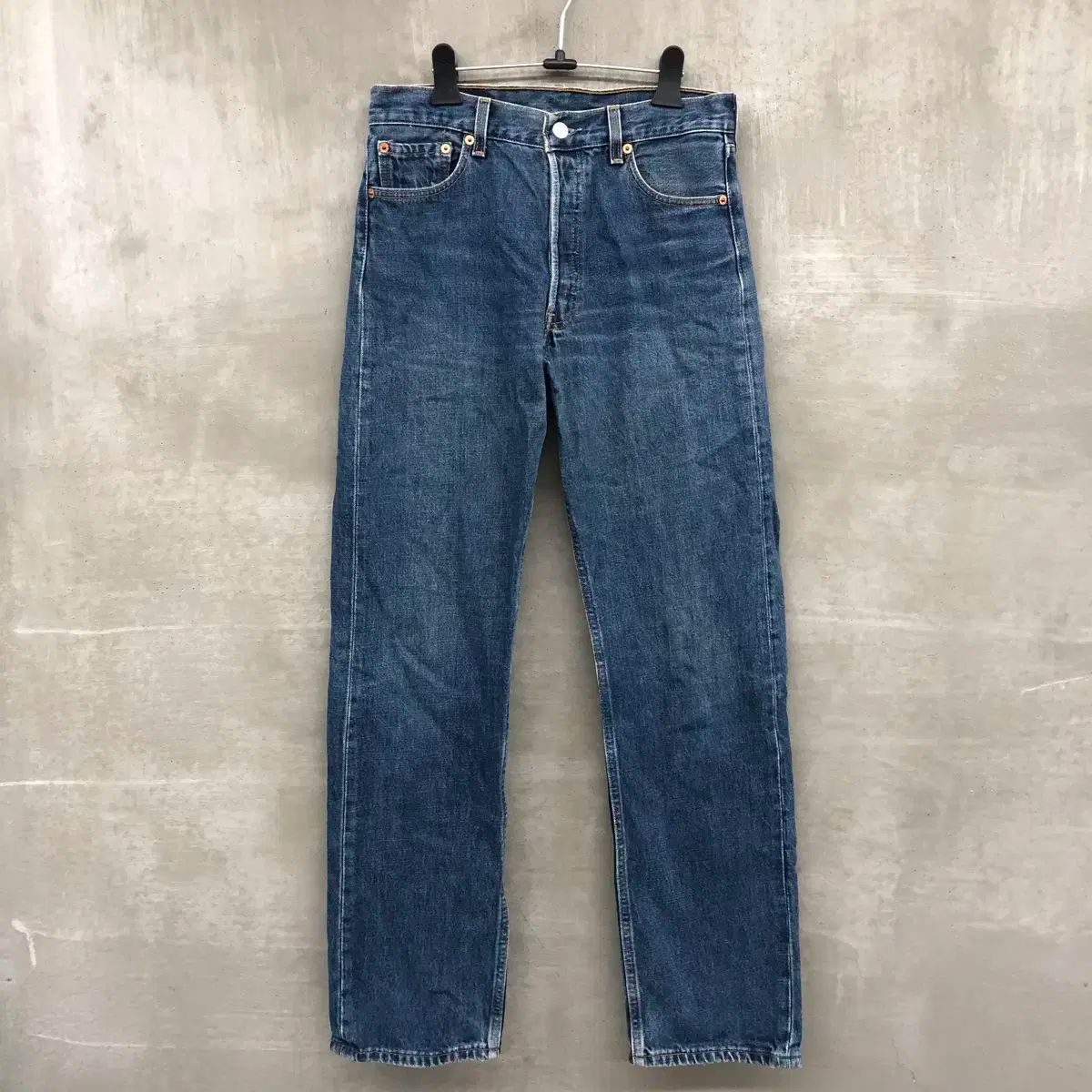 ヴィンテージ LEVI'S(リーバイス) 501 30 インチ 2000 年 4 月 生産
