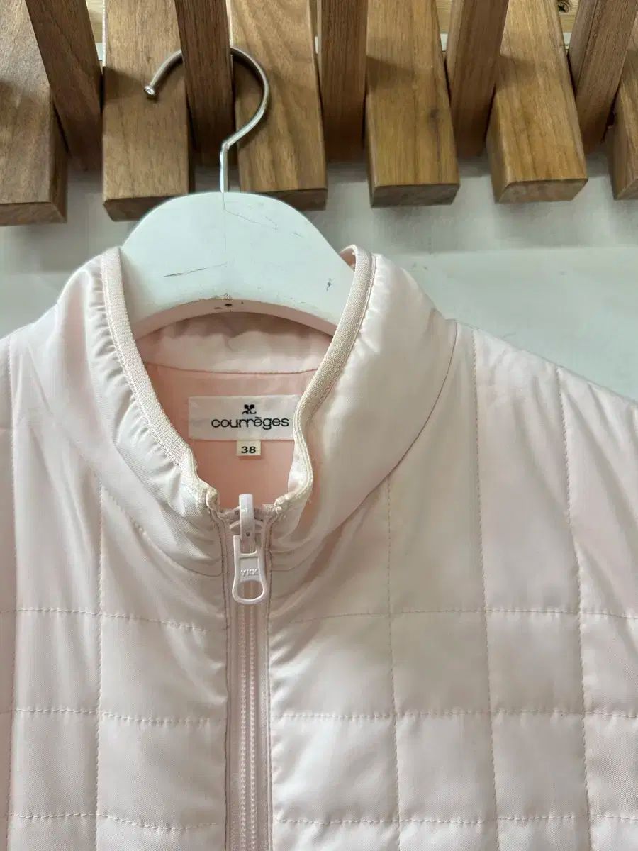 Courreges Courreges クレージュ 2way ライト ピンク フード ジャケット ＋ キルティング ベスト SIROKUMA-CORPORATION_COM