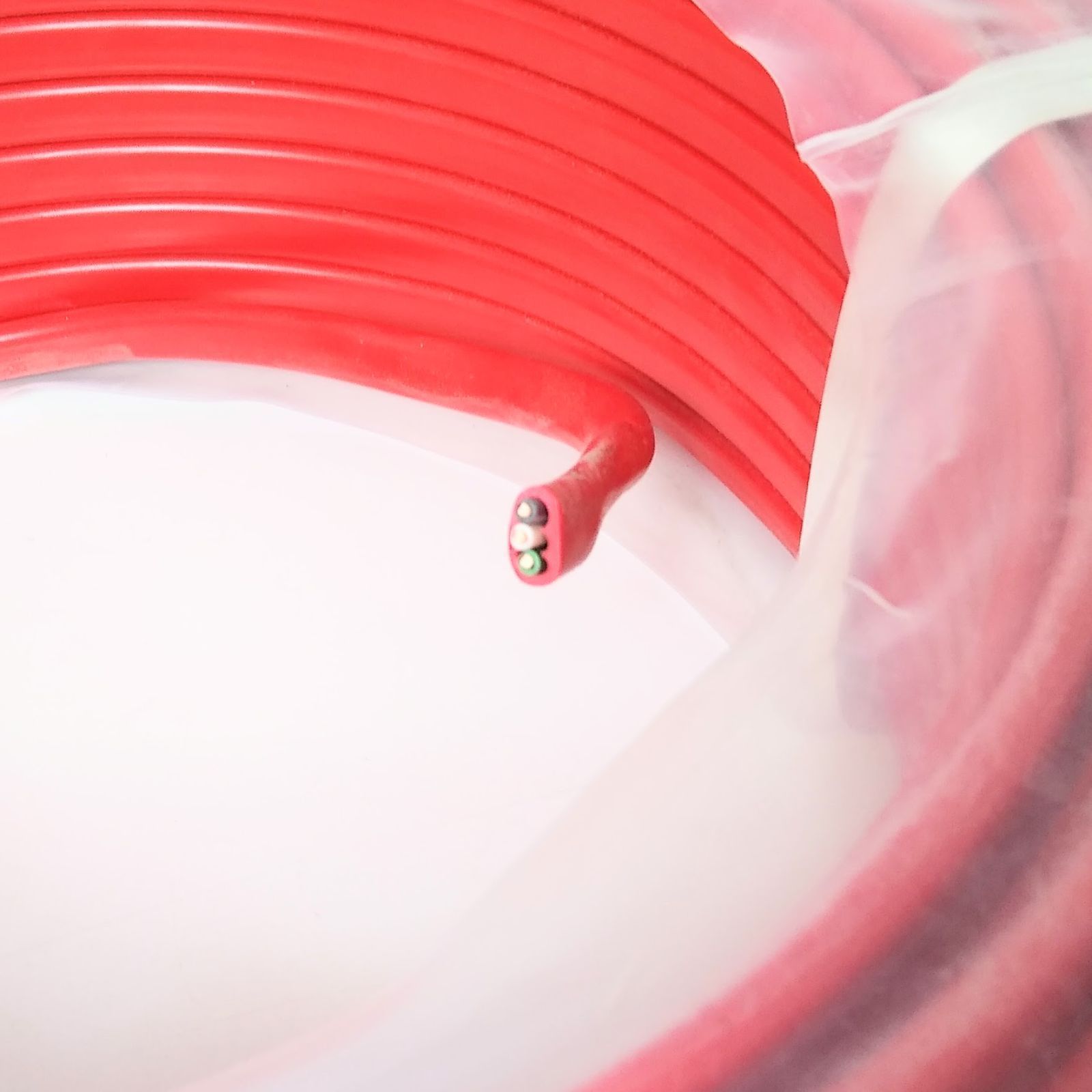 電気工事 ケーブル