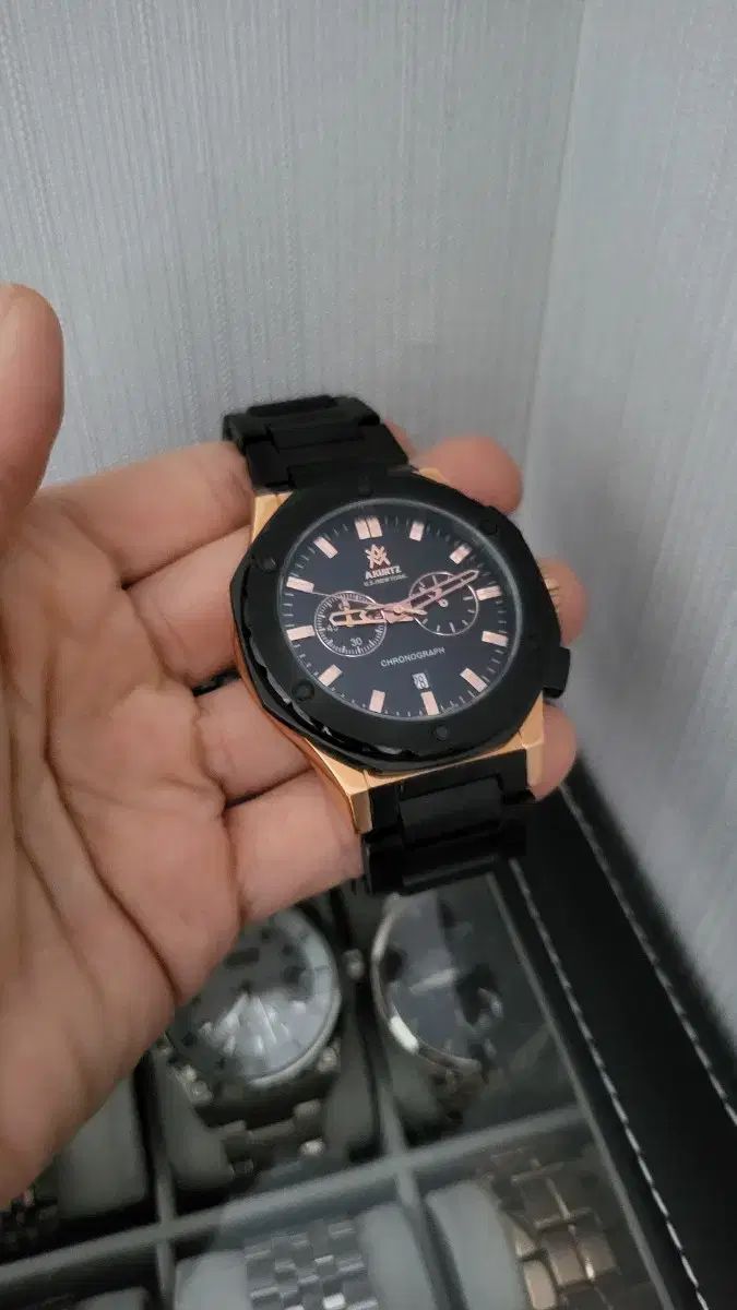 エーカー ブラック|ゴールド クロノグラフ 時計