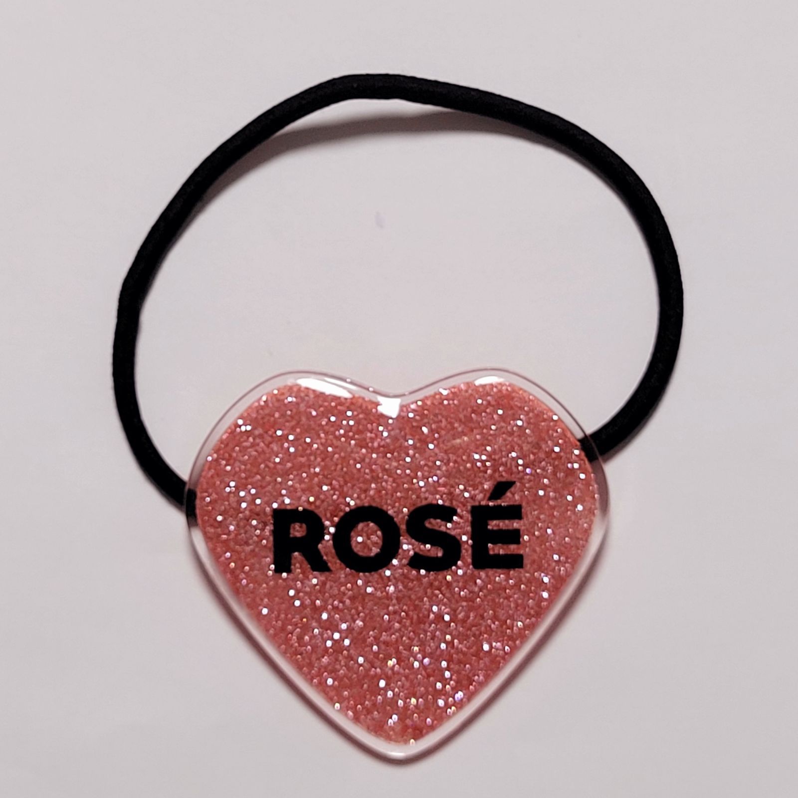 BLACKPINK 公式 グッズ ヘアゴム ラメ グリッター ロゼ ROSE - メルカリ