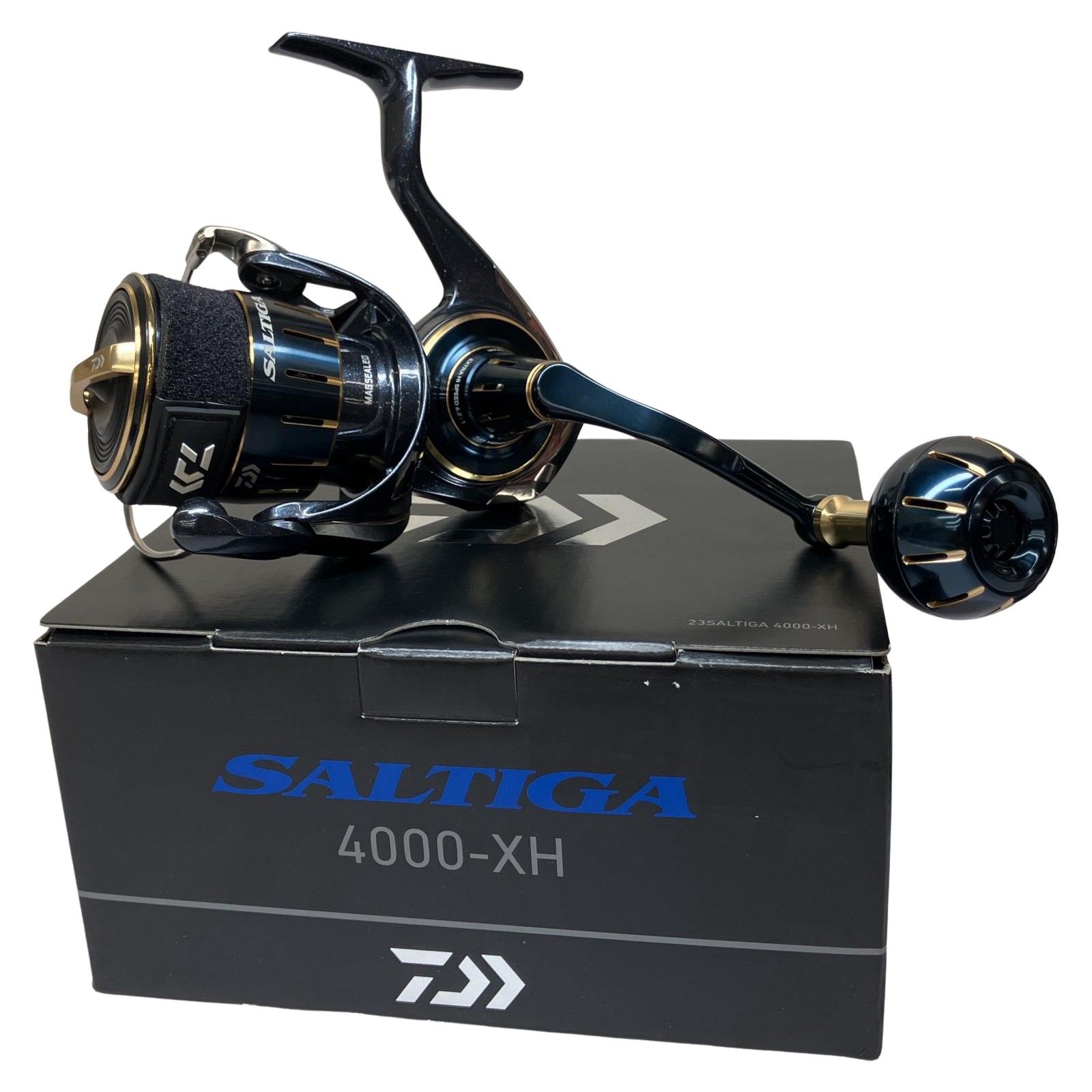 DAIWA SALTIGA 4000H スピニングリール ソルティガ 4000/5000/6000