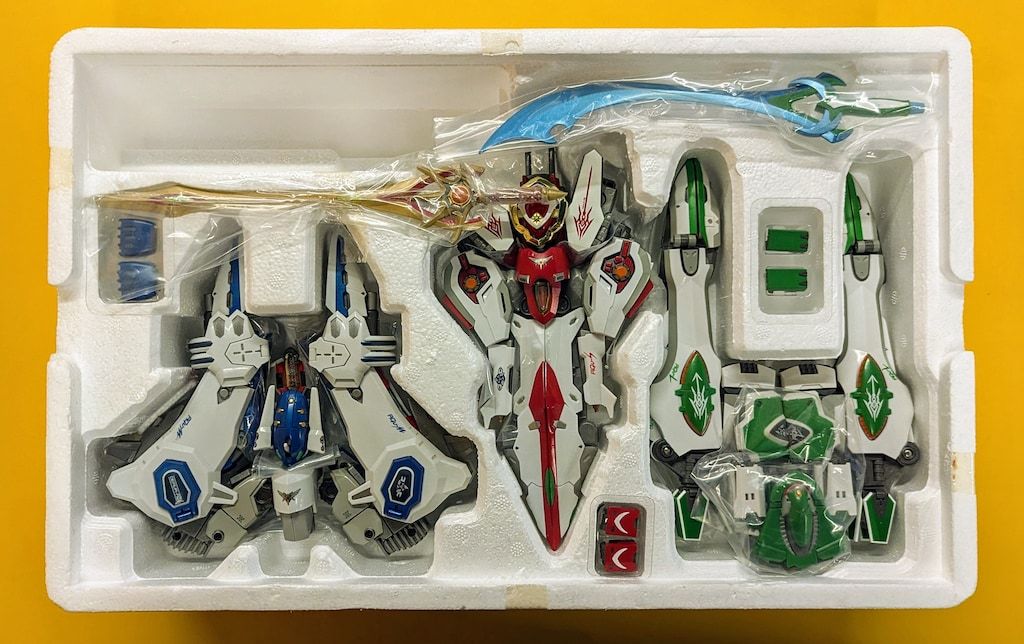 バンダイ DX超合金 創聖のアクエリオン 創聖合体アクエリオン(旧パッケージ) Amazon | TAMASHII NATIONS 創聖のアクエリオン DX超合金 創聖