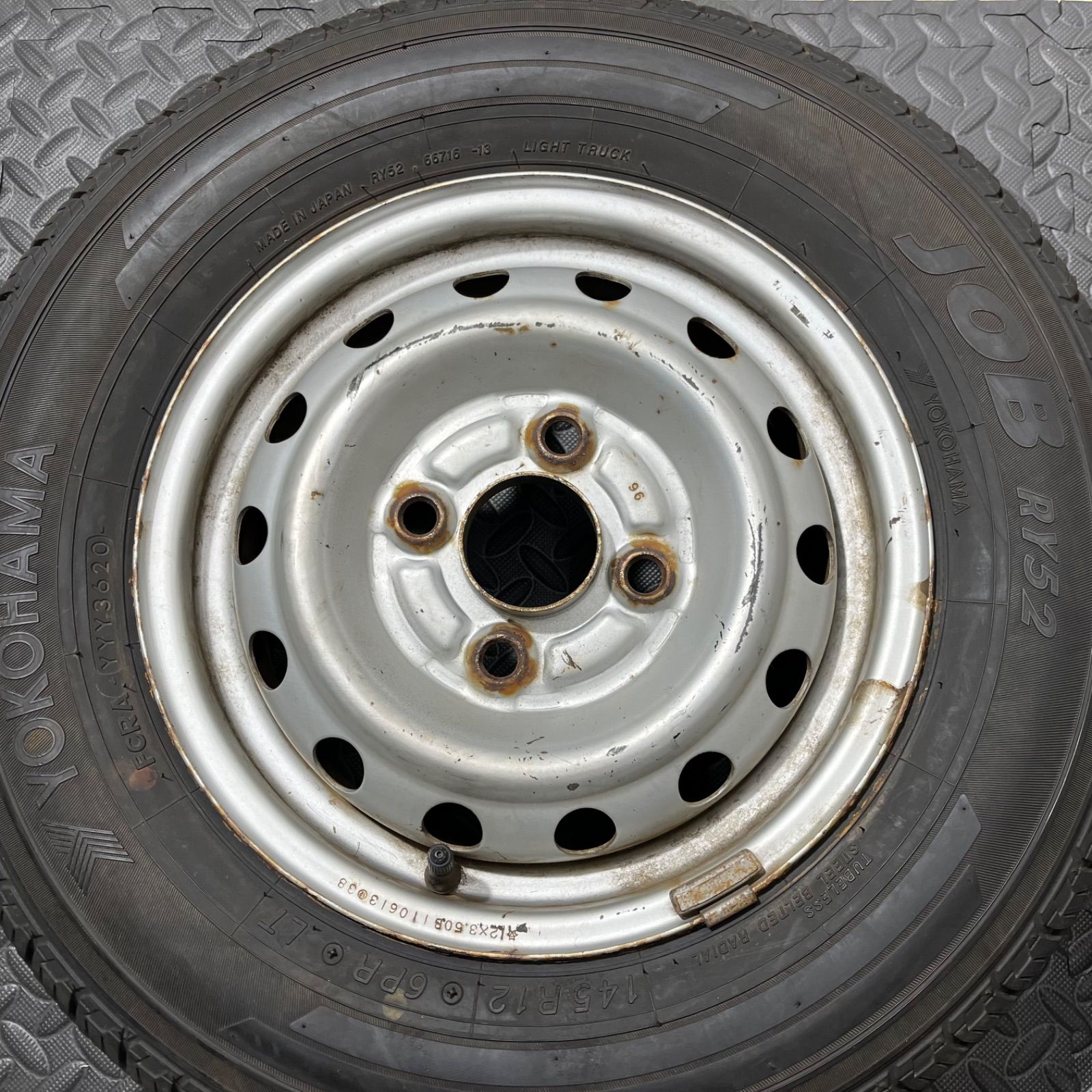 20年製 145R12 6PR LT ヨコハマ JOB RY52 ミニキャブ クリッパー U61 U71 夏タイヤ