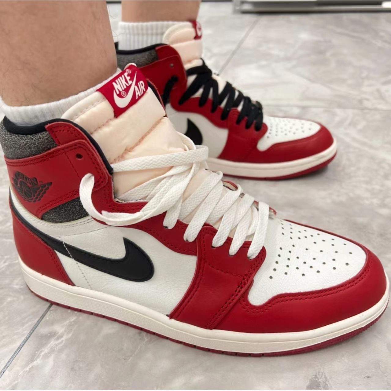 ナイキ エアジョーダン1 ハイ OG "ロスト & ファウンド/シカゴ" Nike Air Jordan 1 High OG "Lost & Found/Chicago" DZ5485-612