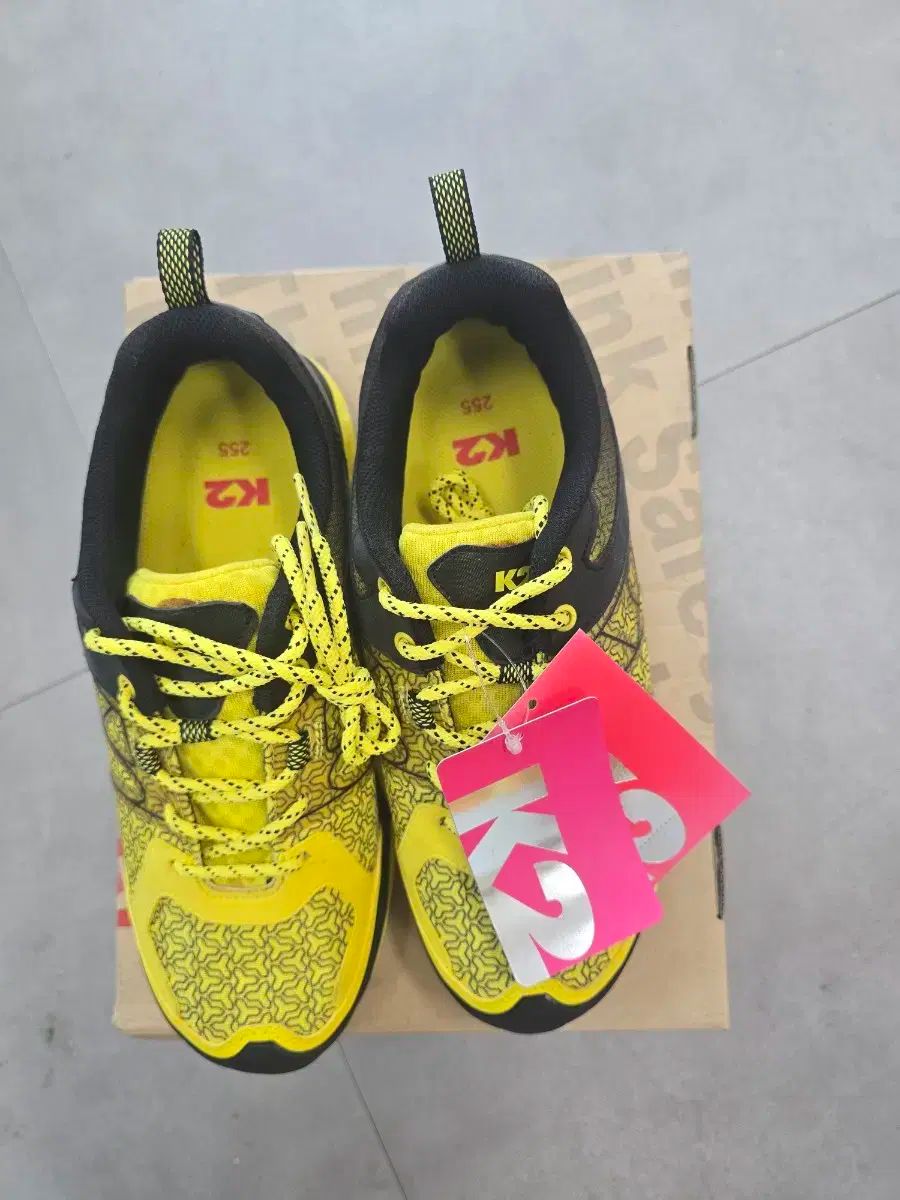K2 登山靴 トレッキングシューズ 安全靴 255 サイズ イェロー