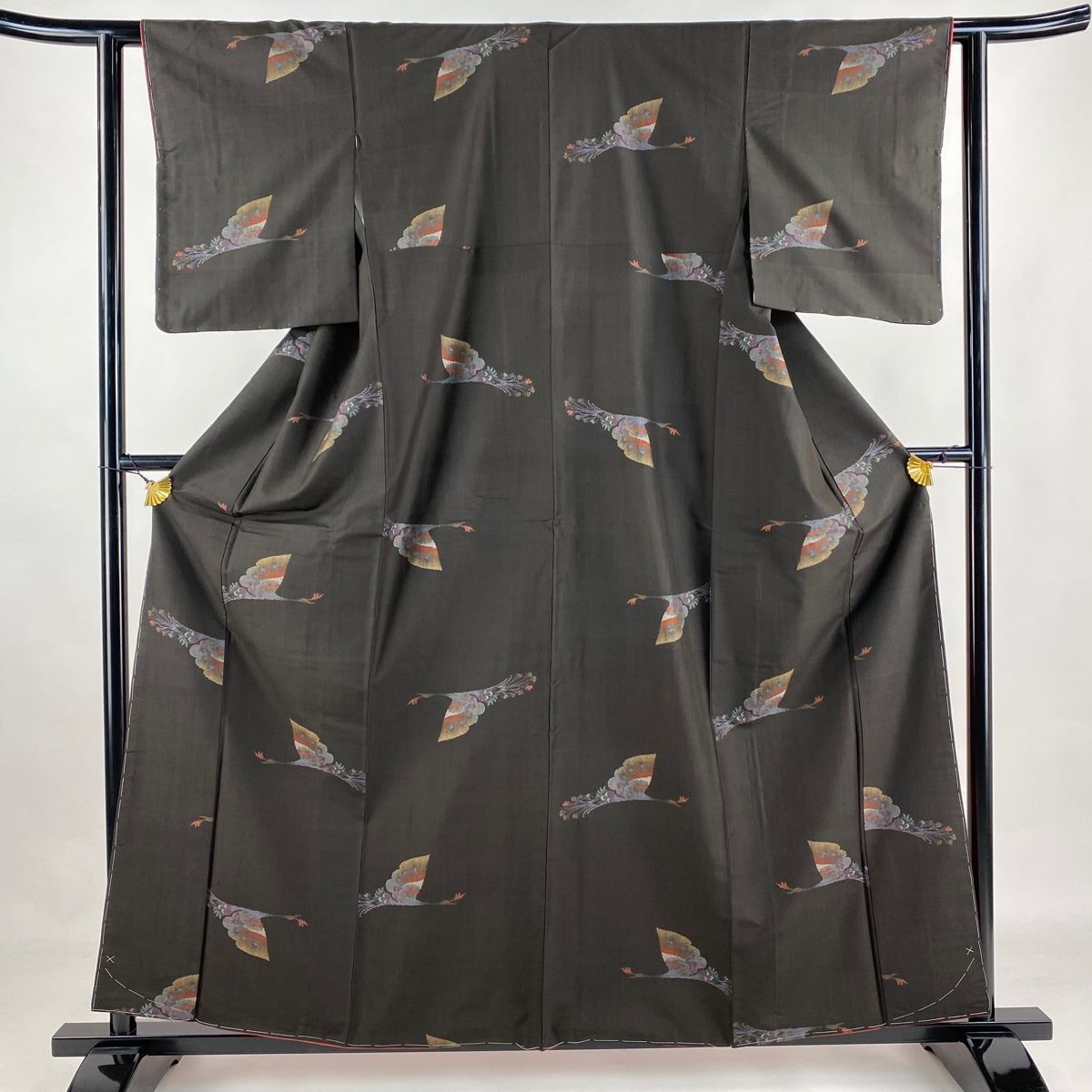 紬 身丈159.5cm 裄丈60.5cm S 袷 証紙 鳥 焦茶色 正絹 名品
