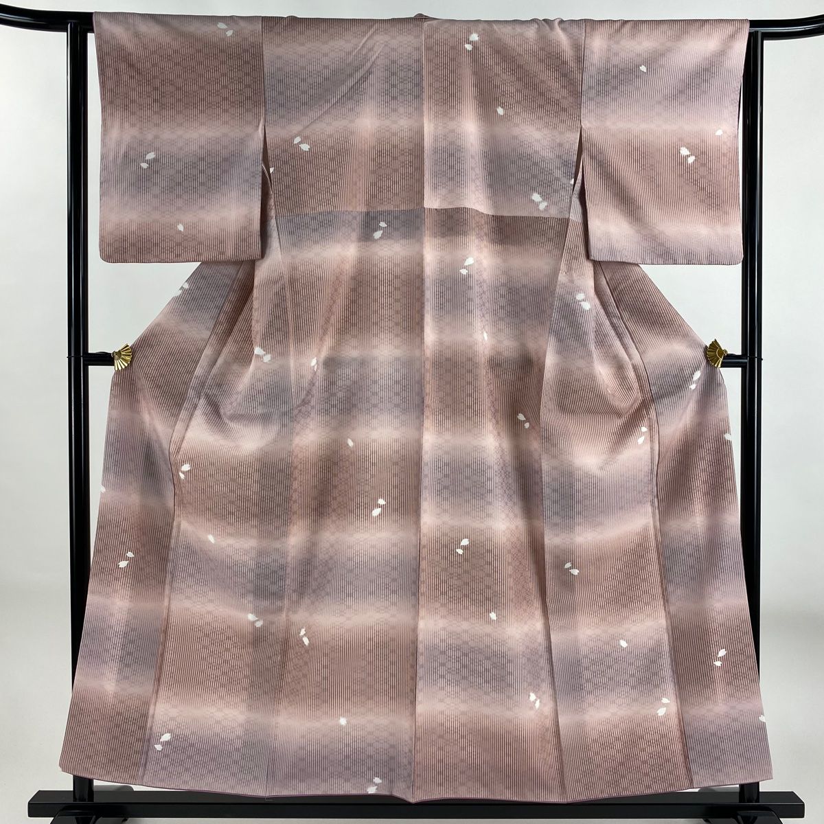 小紋 身丈154.5cm 裄丈62.5cm S 袷 花びら 縦縞 ぼかし ピンク 正絹 秀品