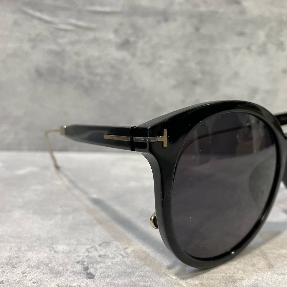 TOM FORD サングラス TF642-K ブラック トムフォード 