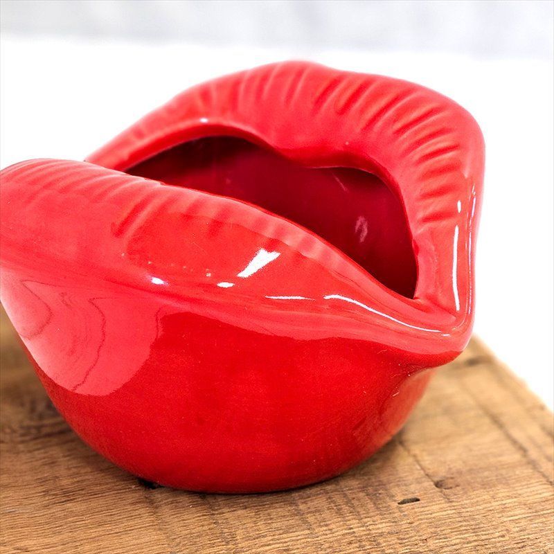 おもしろ灰皿 リップ灰皿 唇 KISS 小物入れ おもしろグッズ ジョーク
