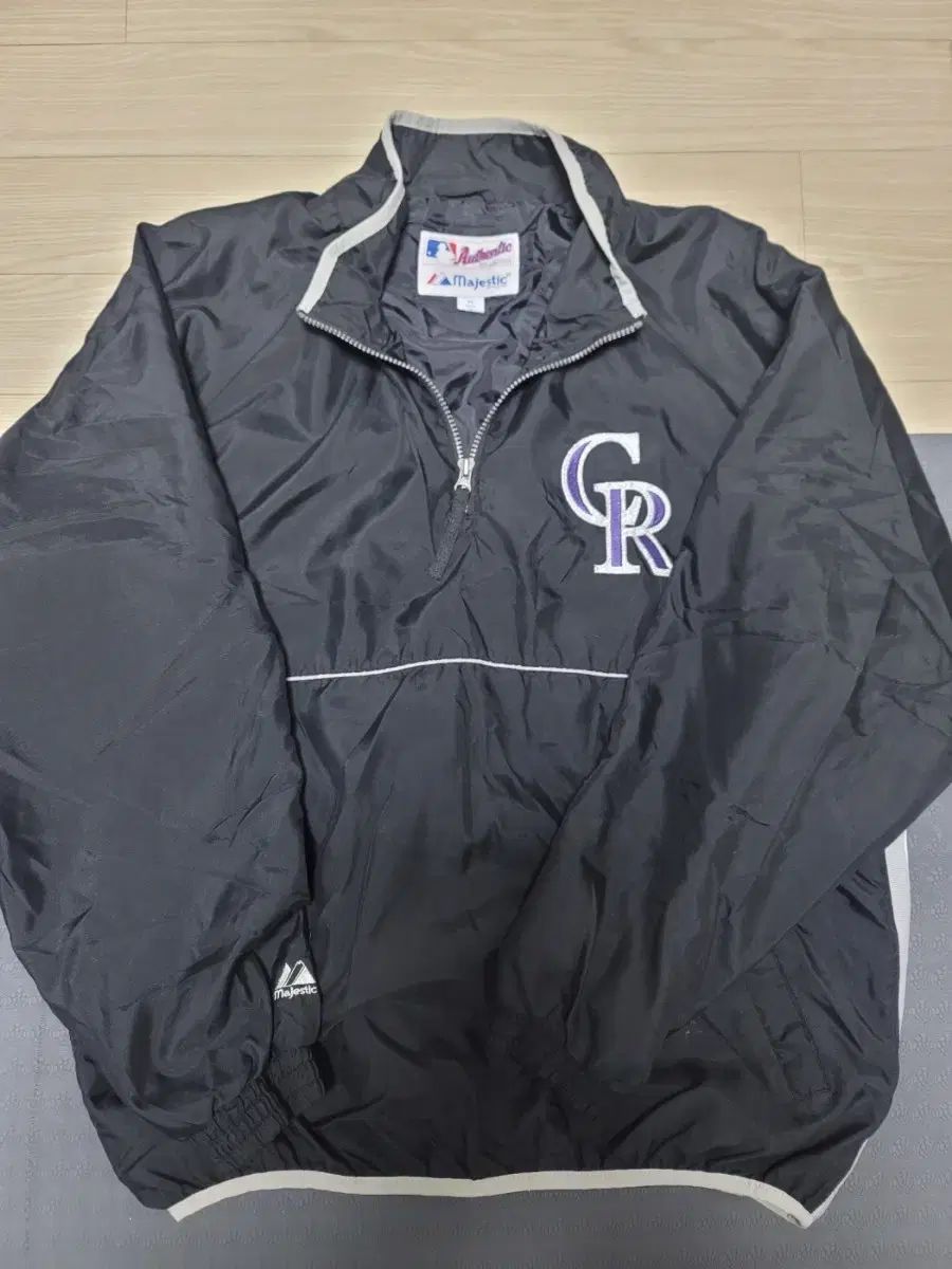 XL マジェスティック コロラド ウォームアップ ジャケット
