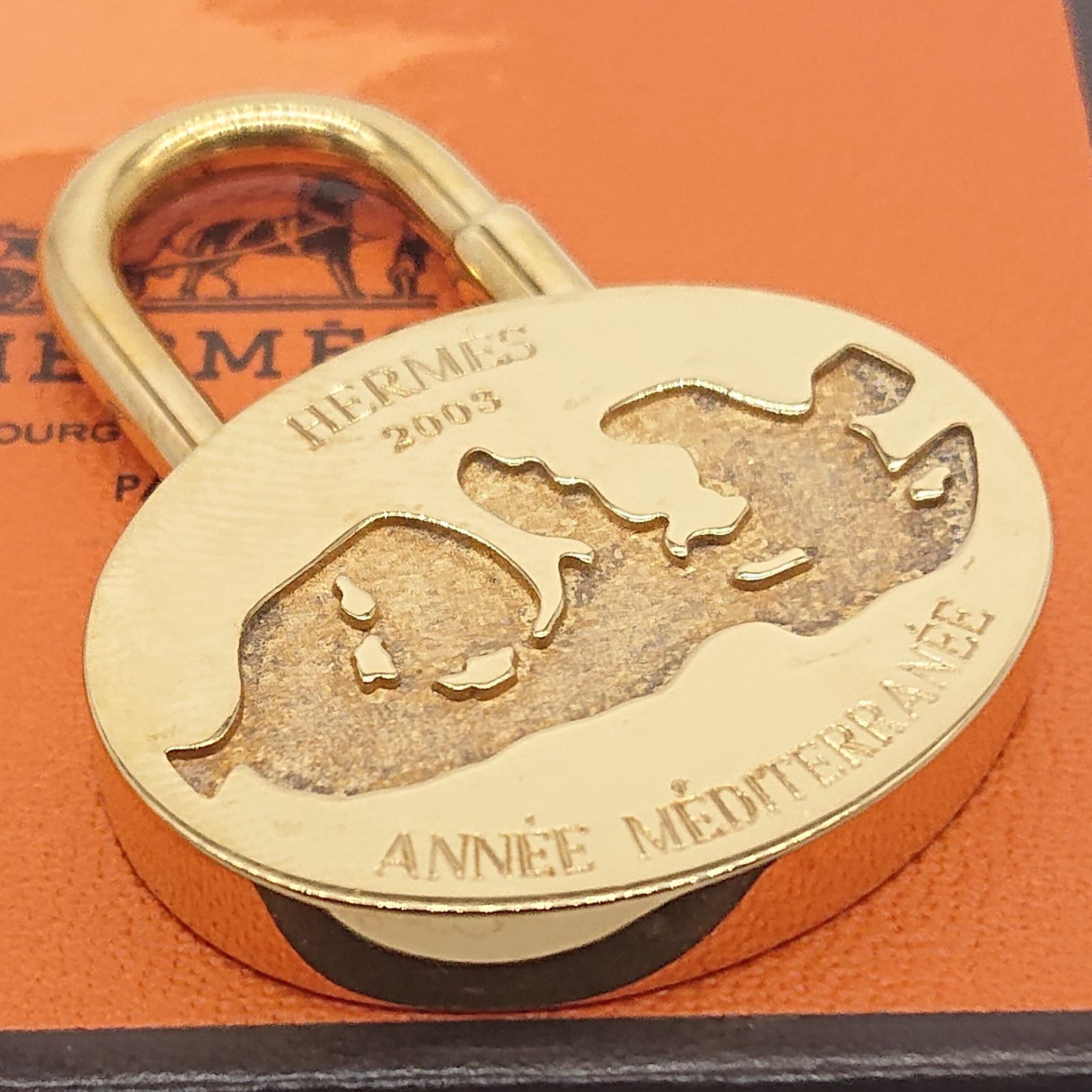 HERMES エルメス カデナ 地中海 2003年限定 ゴールド チャーム HERMES エルメス カデナ パドロック 地中海 2003年限定モデル