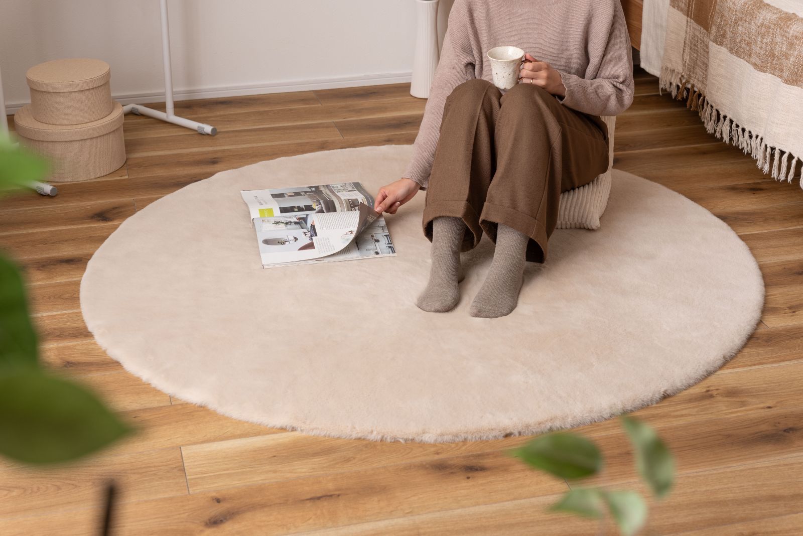 本州 ラグ サークル150 シャギーラグ ソフトタイプ シンプル 滑り止め加工 インテリア 約φ150