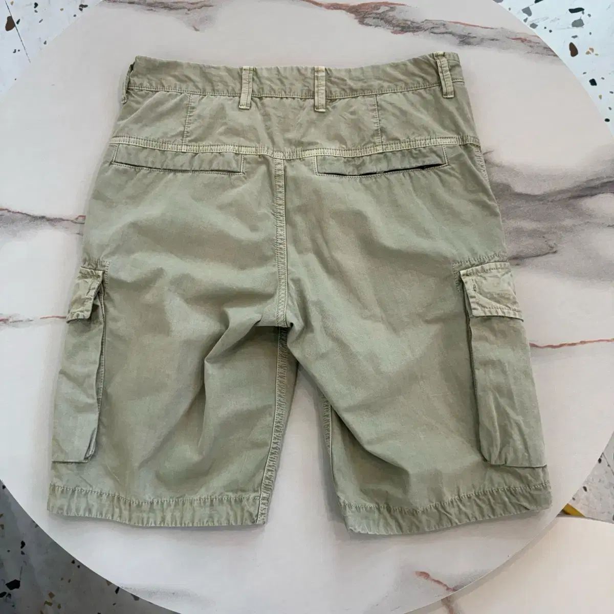 STONE ISLAND ストーンアイランド カーゴ ハーフパンツ