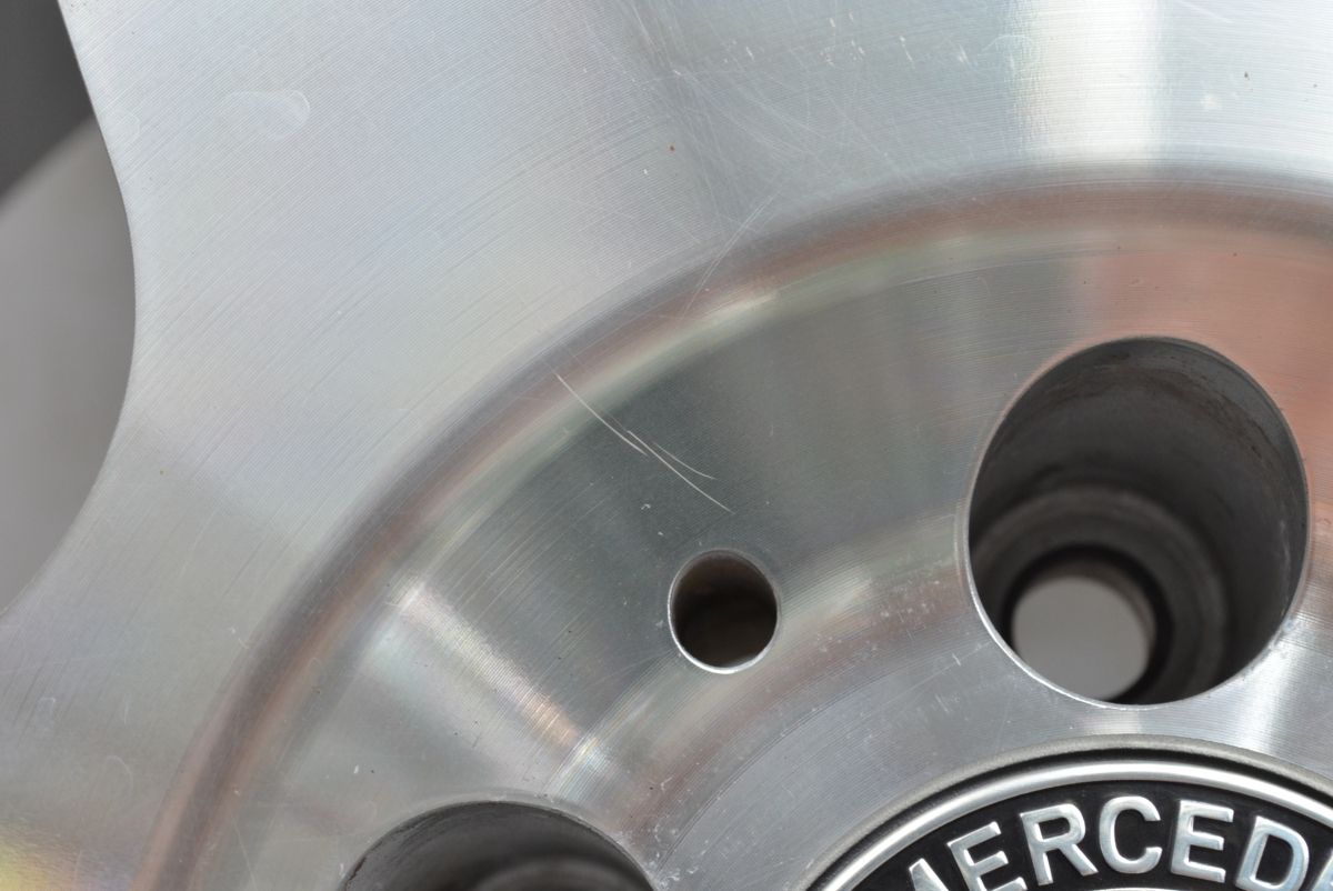 グッドイヤー 235