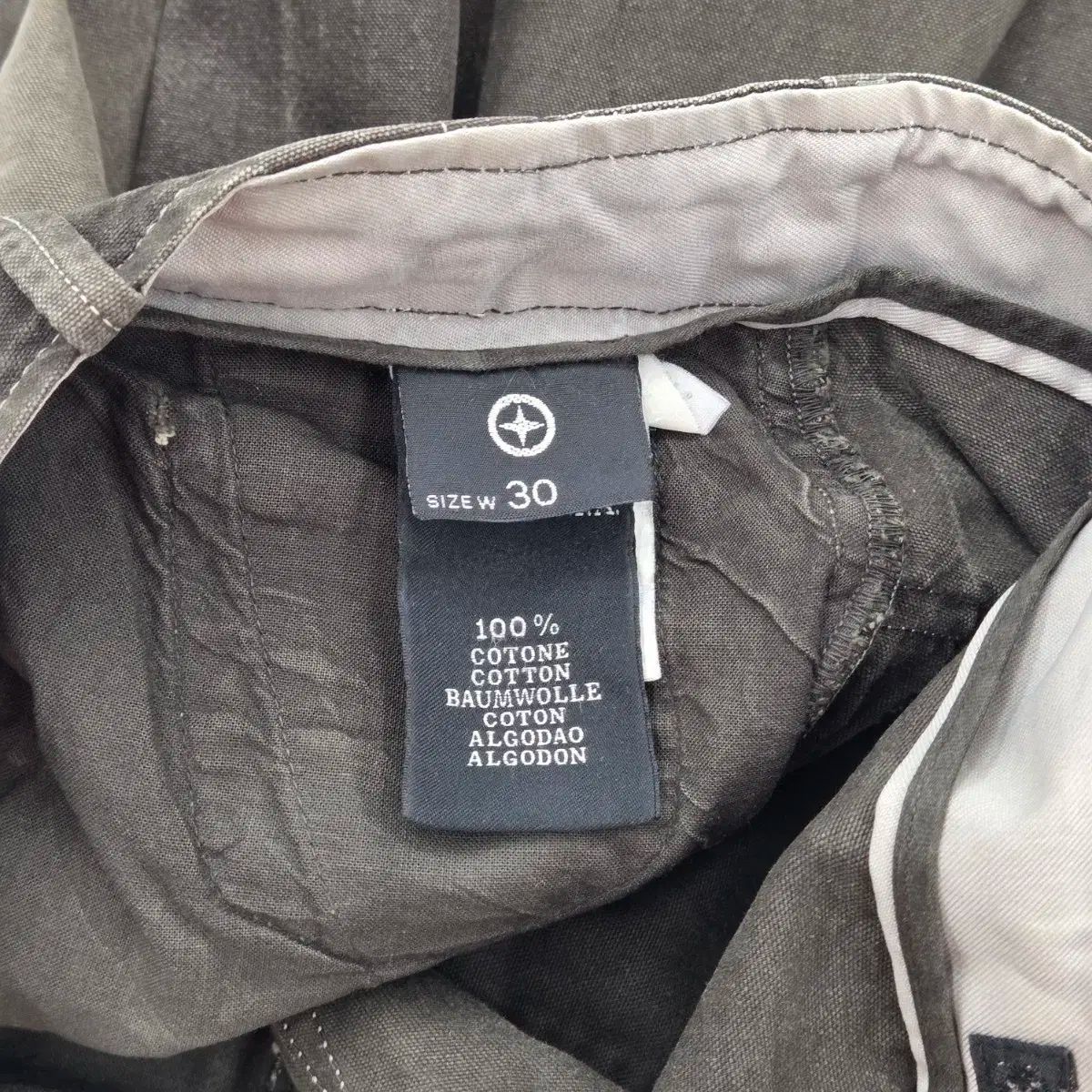 美品　ストーンアイランドデニム STONE ISLAND』ストーンアイランド (30) ストレートデニムパンツ