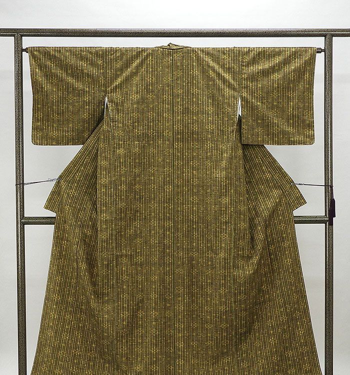 紬 未着用 正絹 幾何縞模様 身丈158.5cm 裄丈64cm 紬 新古品 着物 d0532
