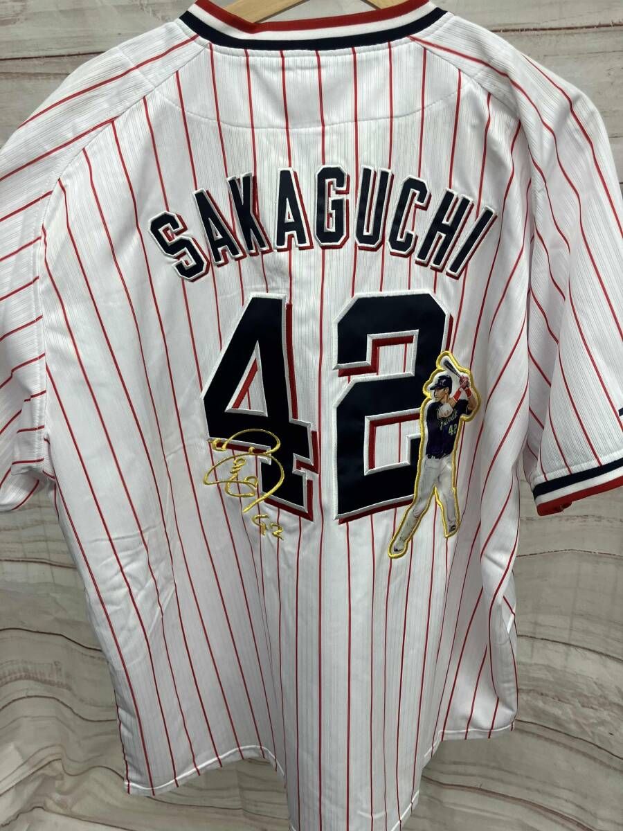 東京ヤクルトスワローズ 42 坂口智隆 通算1500試合達成記念