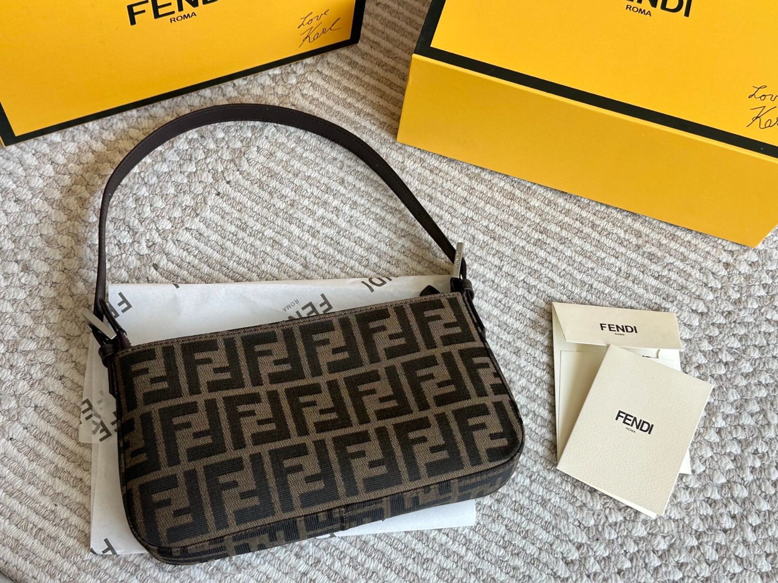 今日 Fendi Vintage Monogram Armpit Mahjong Bag - フェンディ ヴィンテージ モノグラム アンダーアーム 麻雀バッグ-WTO輸入