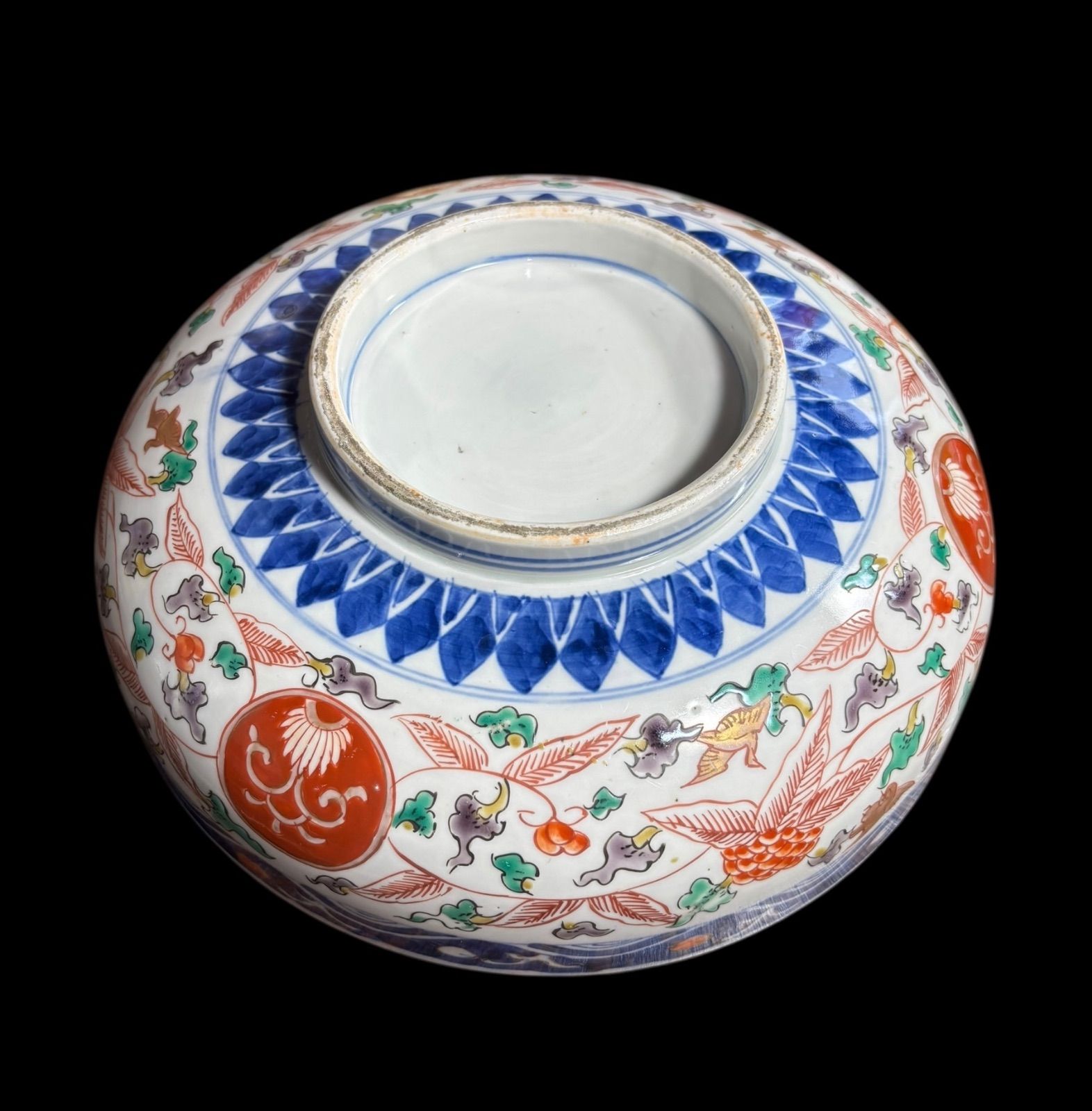 「デフォルメが卓越！」古伊万里 色絵金彩皿 3客セット 骨董アンティーク 古伊万里 色絵 金襴手 唐草金彩 蓋茶碗 - 生活骨董と古布の