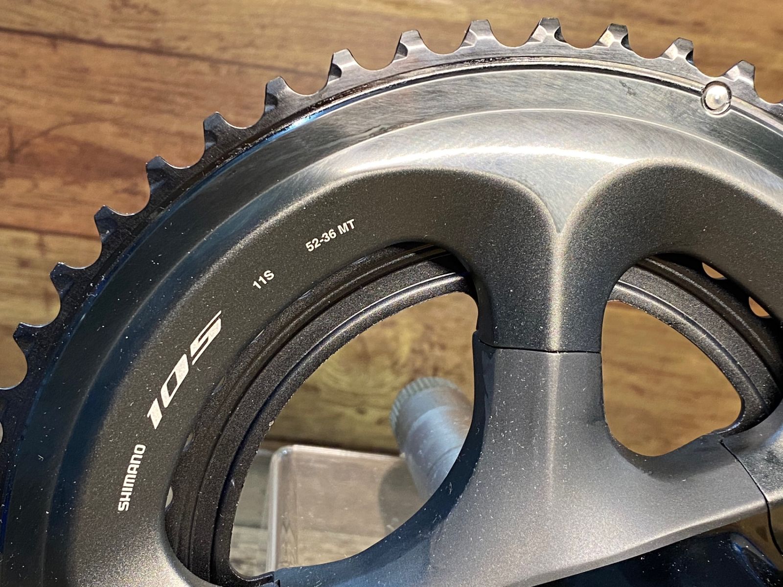 SHIMANO シマノクランク 105 FC-R7000 / 52-36T Amazon | シマノ(SHIMANO) FC-R7000 クランクセット