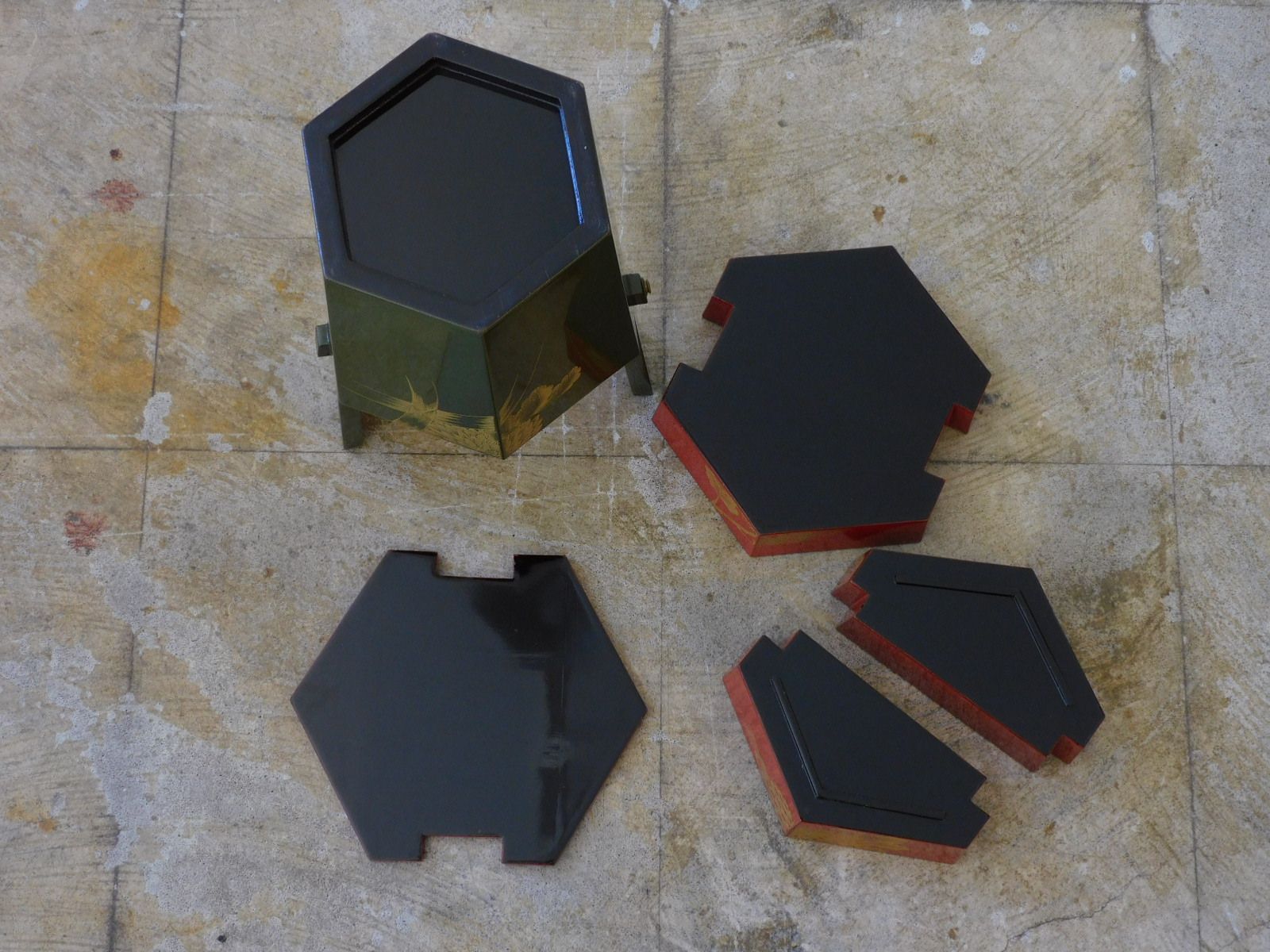 全部激安で販売！ 明治期 本漆 沈金 角樽形の野弁当 重箱 HK-a-055296 | 木製 本漆 時代漆器 野弁当 弁当箱 懐石道具 茶道具