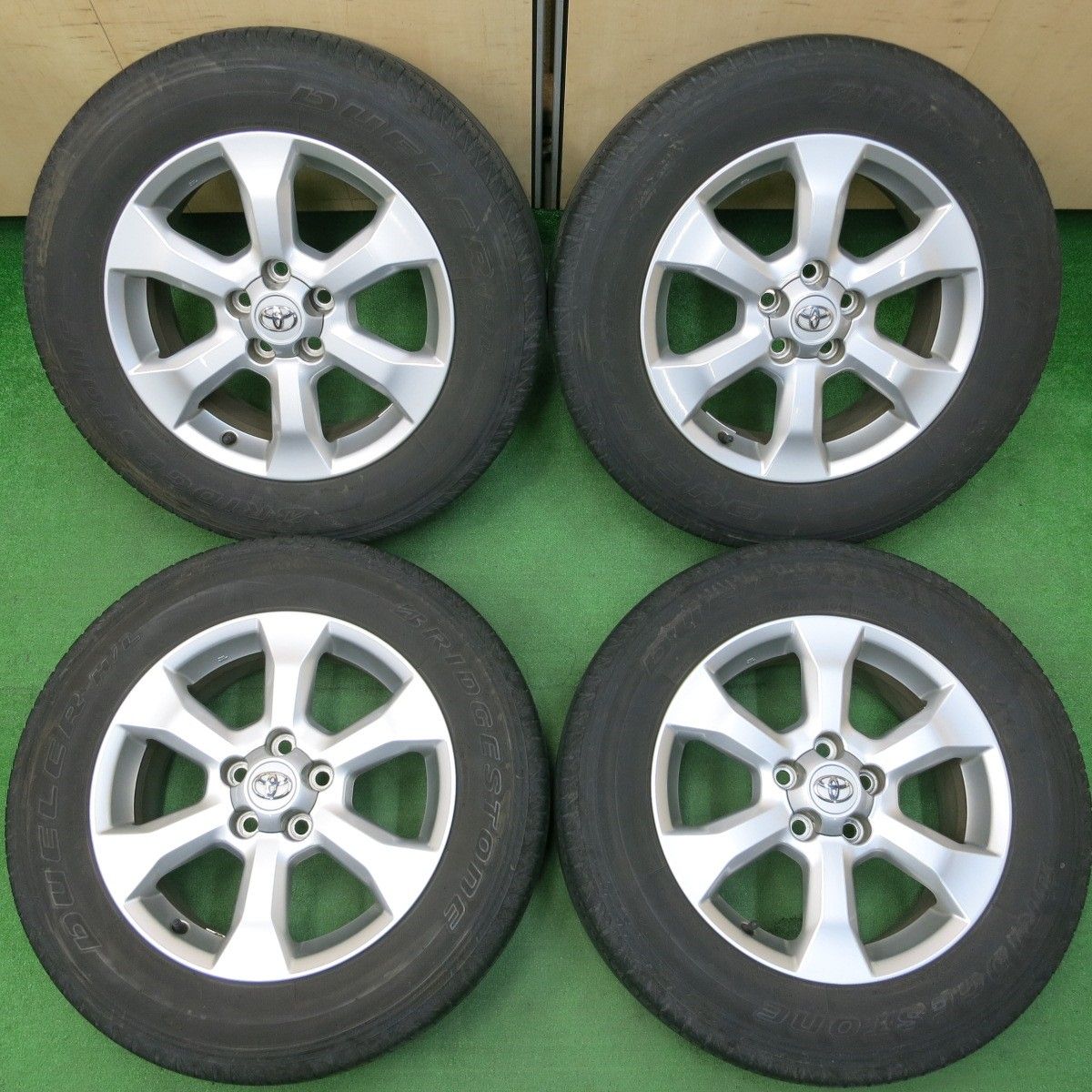 *送料無料* キレイトヨタ ヴァンガード 純正 225/65R17 ブリヂストン デューラー H/L 850 17インチ PCD114.3/5H4030103イノ