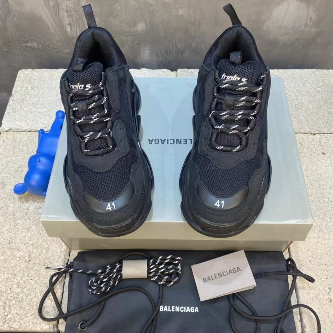 BALENCIAGA TRIPLE S ALL BLACK OG