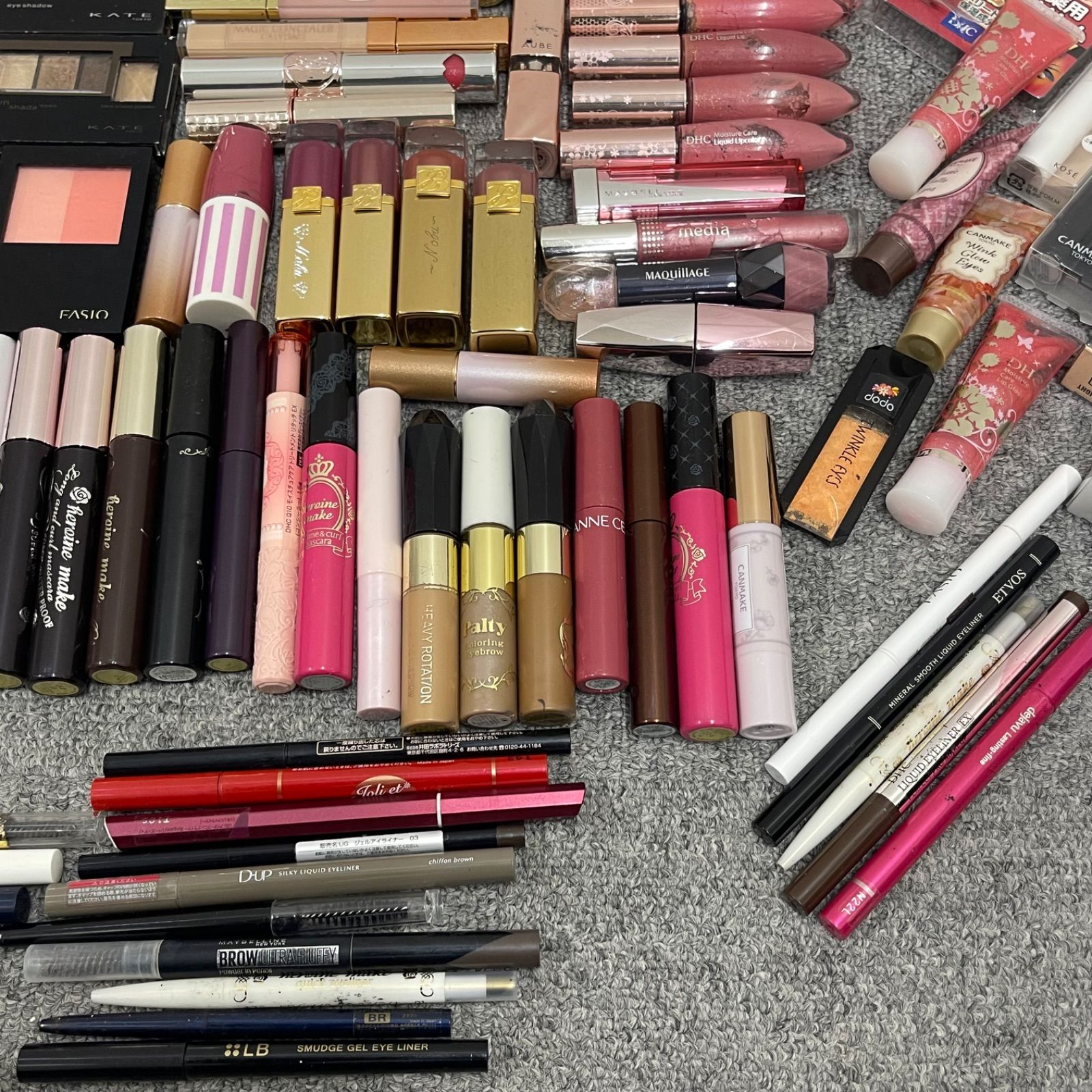 used Japanese cosmetics デパコス、プチプラコスメセット プチプラデパコス コスメセット｜Yahoo!フリマ（旧PayPayフリマ）