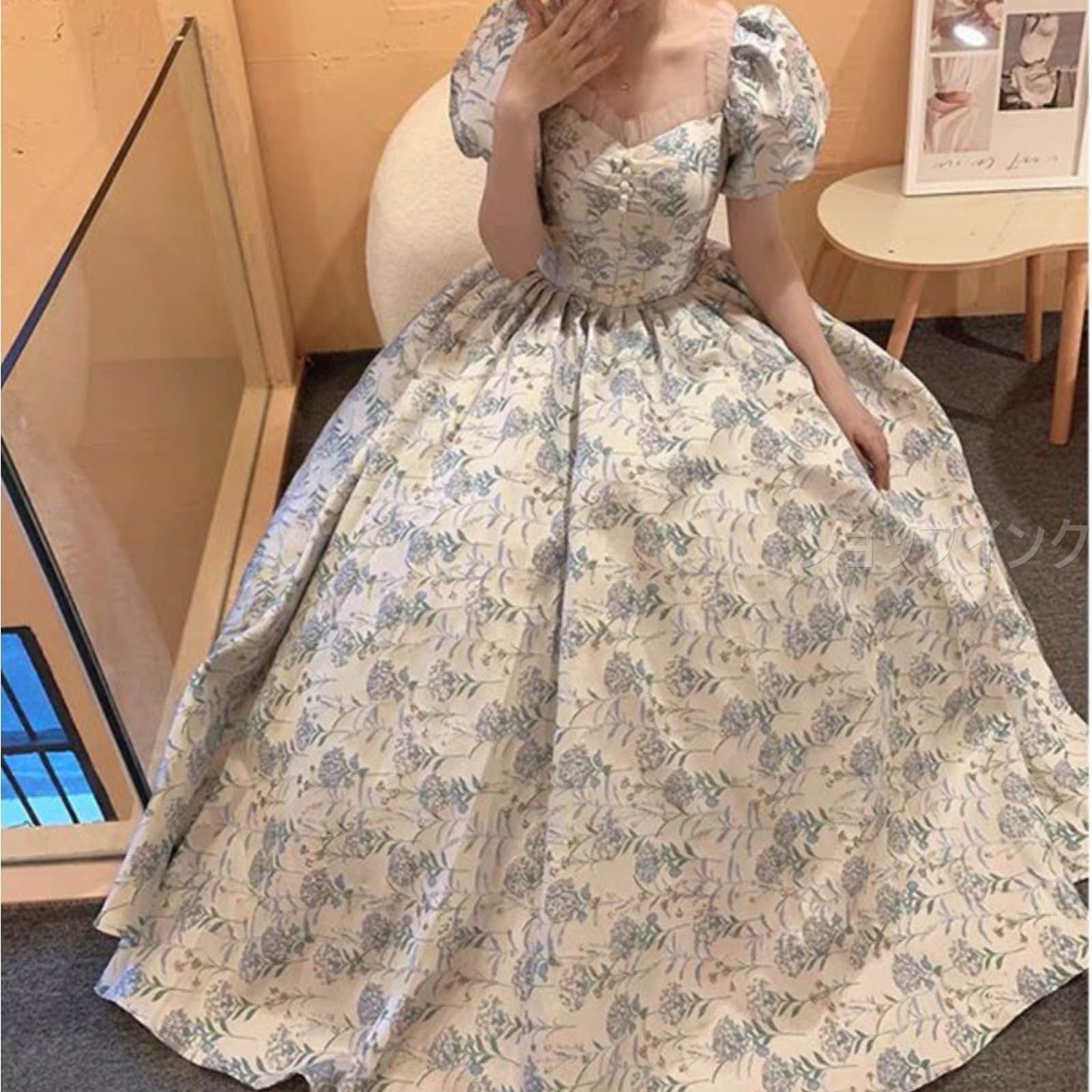 結婚式 白