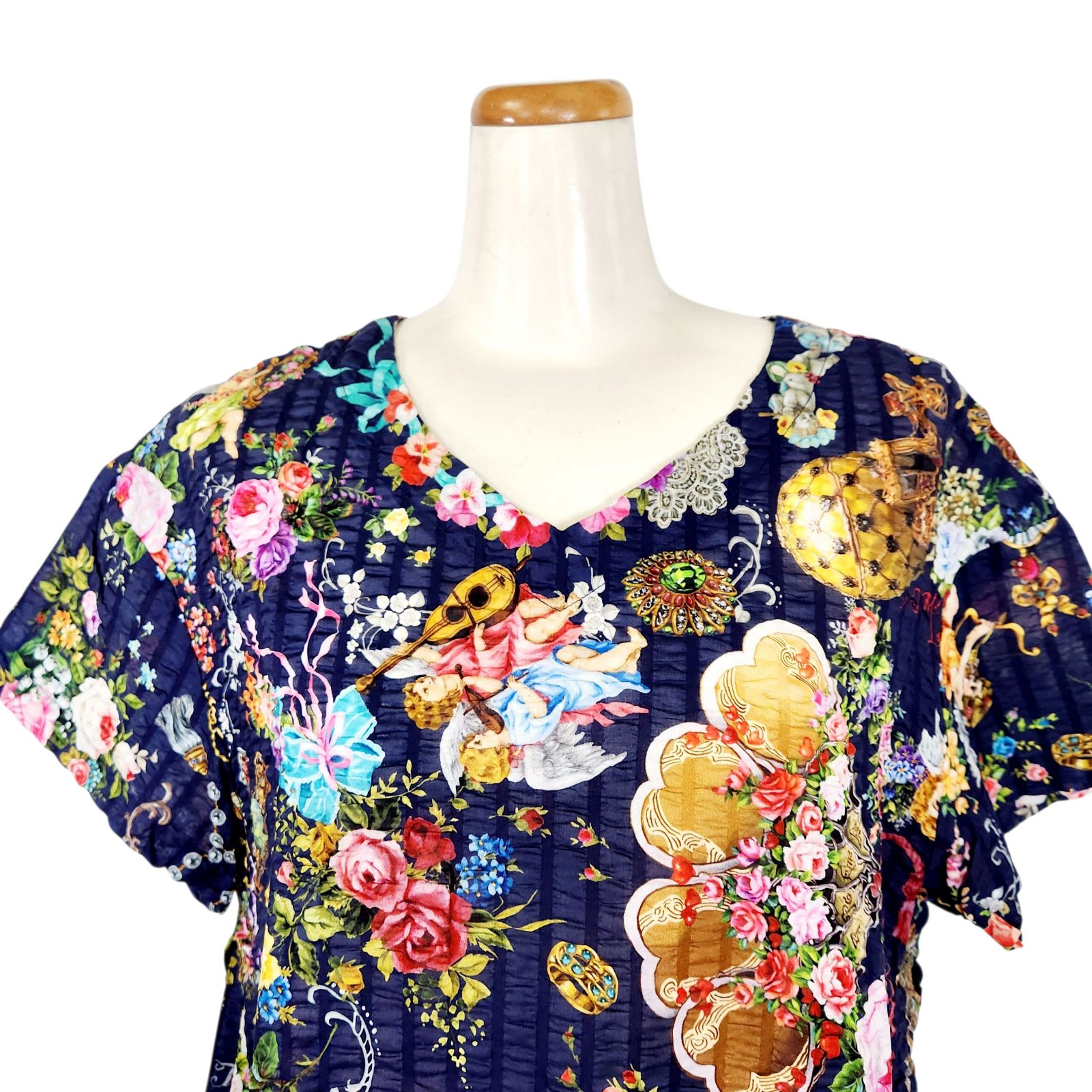 最終値下げ【鴨居羊子】TUNICローンサッカー　綿サマーワンピース　未使用に近い チュニック 20％OFF SALE TUNIC チュニック 鴨居羊子 7分袖