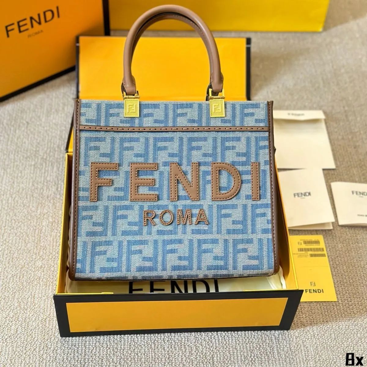 新品未使用 箱付 Fendi  ノベルティトートバッグ 専用ページ