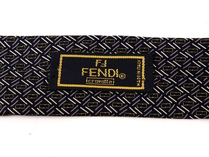 お1人様1点限り フェンディ FENDI(フェンディ) ＦＥＮＤＩ シルク100