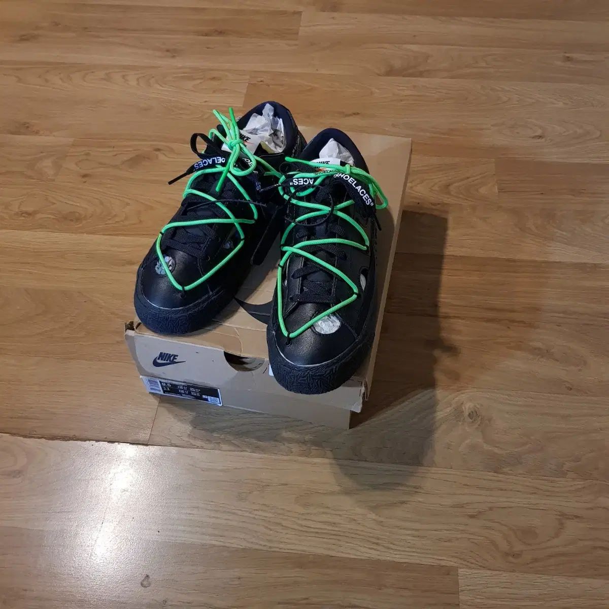 NIKE(ナイキ) オフホワイト 270