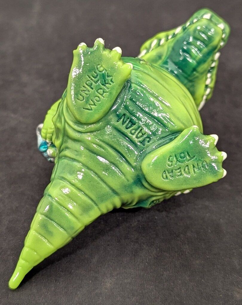 ワニちゃん Woobia ウービア 【ワニの赤ちゃん】 (幅25.5cm×奥行12.6cm×高さ
