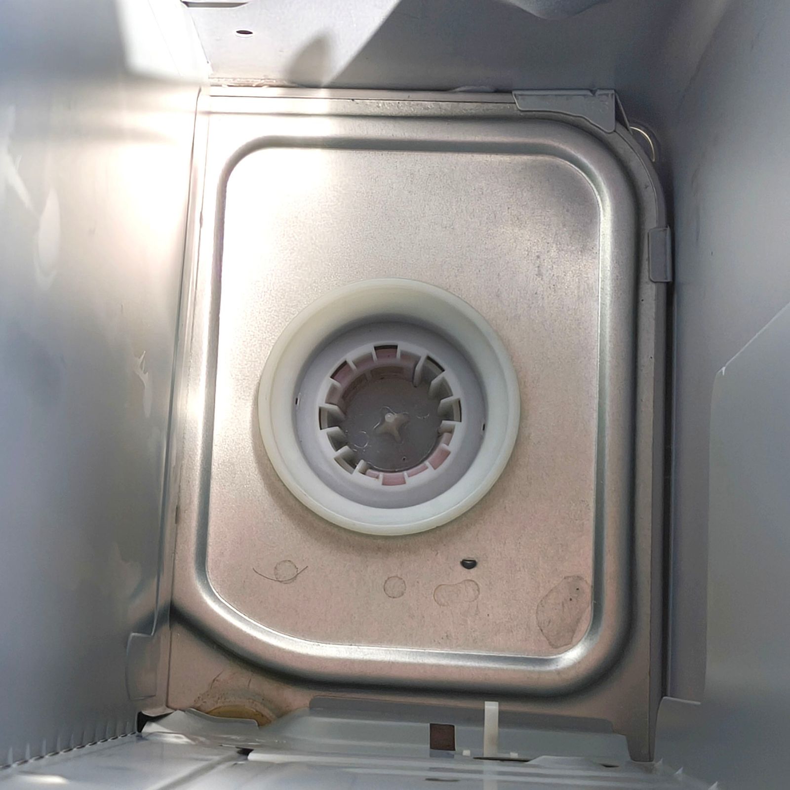 ダイニチ・石油ストーブ・ブルーヒーター・ムーンホワイト・FW-5623L