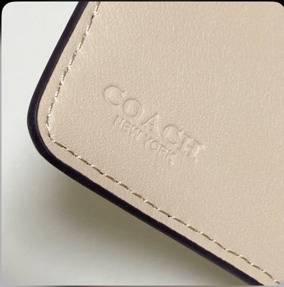 ♥新品/未使用♥ COACH 二つ折り財布 パイソン調 ミディアム コーナー